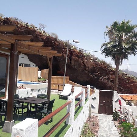 Вілла Cueva Rural " Old London " With Jacuzzi And Swimming Pool Санта-Крус-де-Тенеріфе Екстер'єр фото