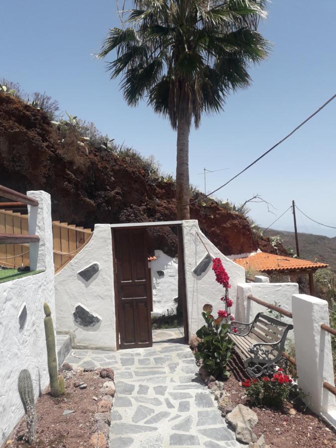 Вілла Cueva Rural " Old London " With Jacuzzi And Swimming Pool Санта-Крус-де-Тенеріфе Екстер'єр фото